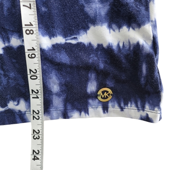 Michael Kors Women's Tie Dye Blue Cold Shoulder Top Size Small D4 - Picture 4 of 4